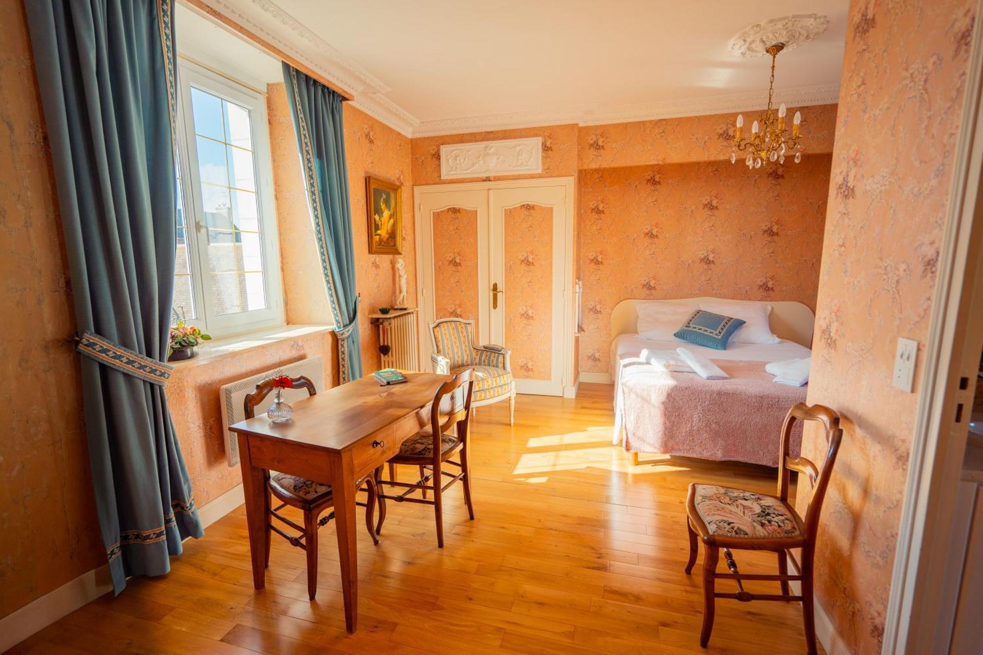 Relais Saint Jacques Hotel Амбоаз Екстериор снимка